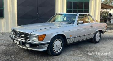 Mercedes 300 SL (R107) CONSERVATA