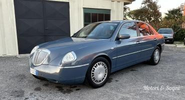 Lancia Thesis 3.2 V6 24V Emblema