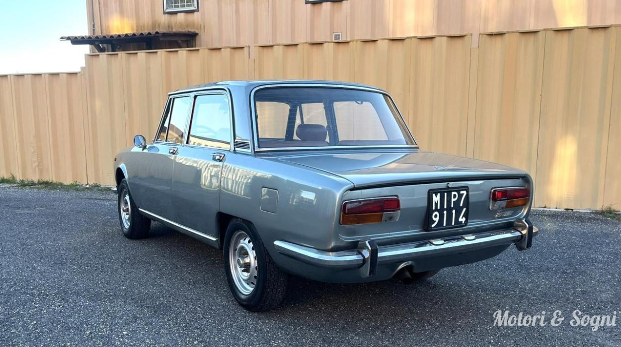 Alfa Romeo 2000 berlina - UNIPRO'