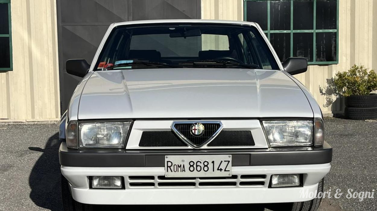 Alfa Romeo 75 2.0 Twin Spark - UNIPRO'
