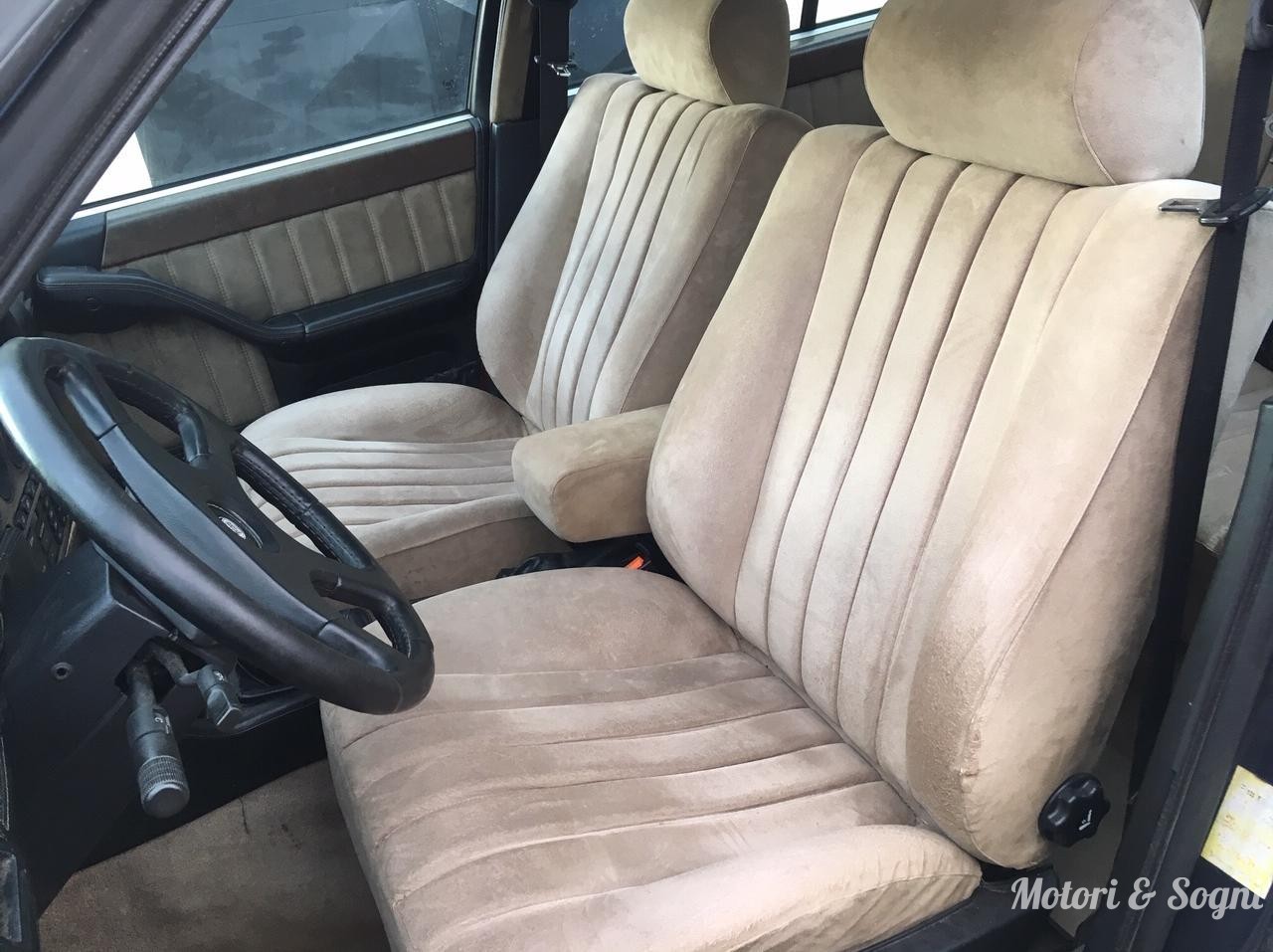 Lancia Thema Turbo 16V LX II Serie