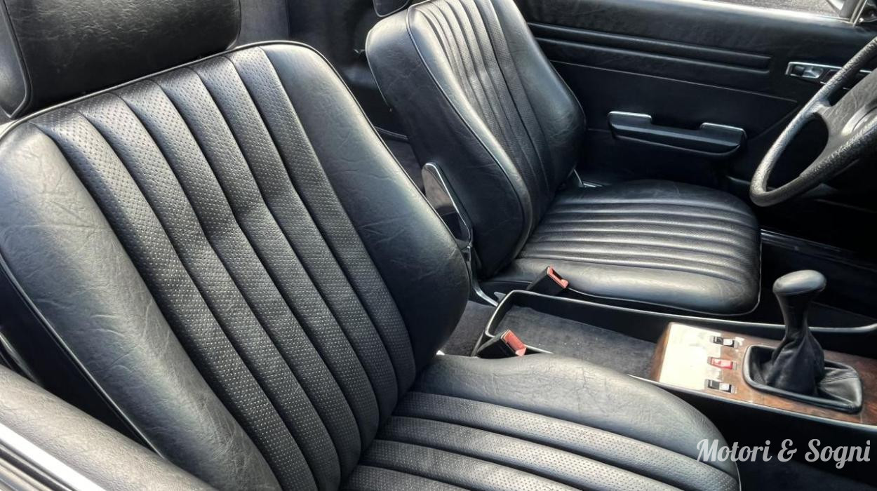 Mercedes 300 SL (R107) CONSERVATA
