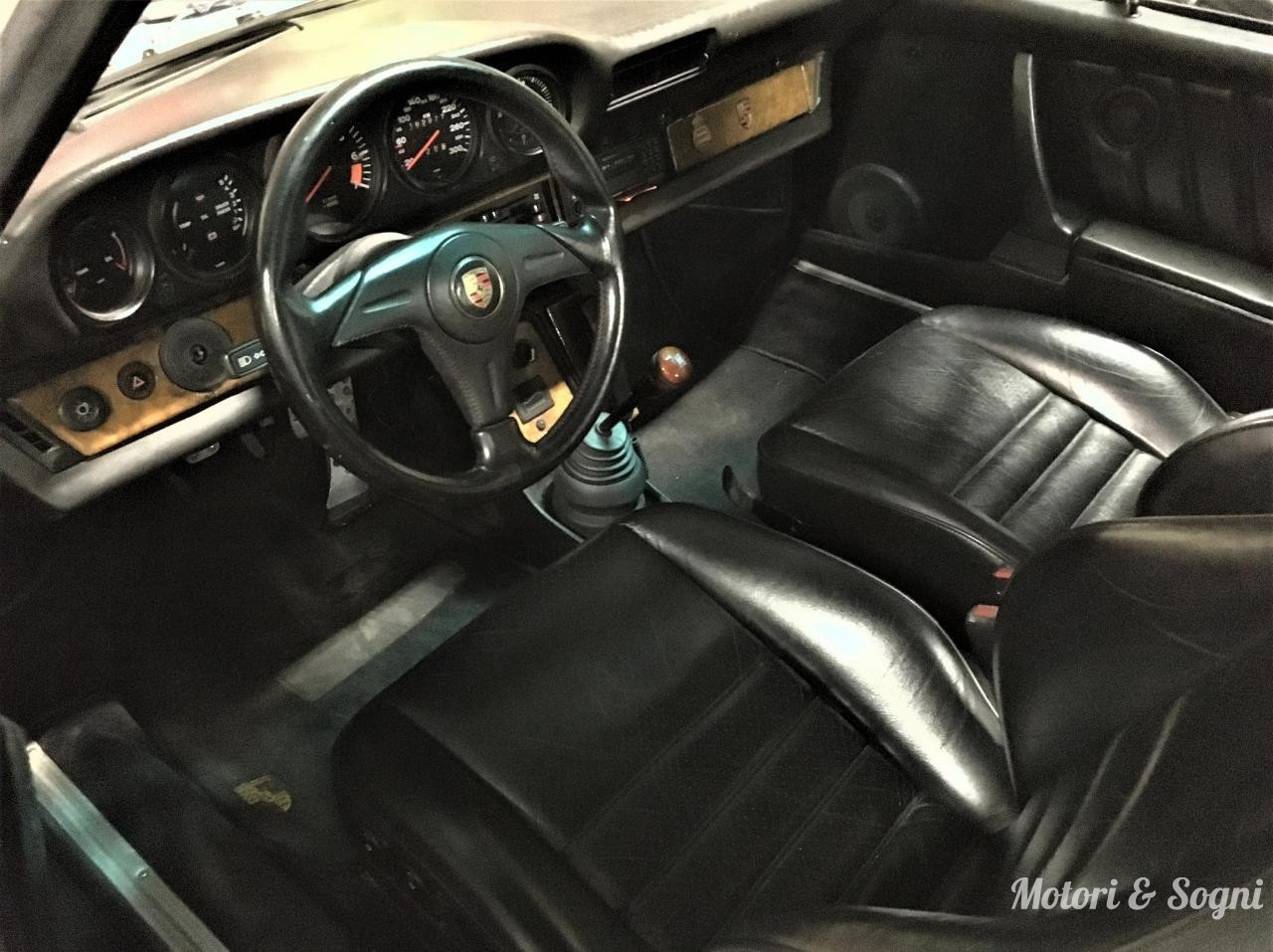 Porsche 911 SC (204 CV) Targa 