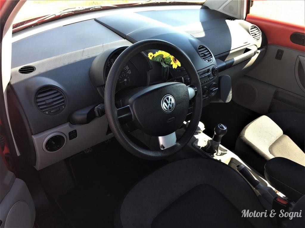 Volkswagen New Beetle 2.0 del 2000 - ASI con CRS - Bollo 50%