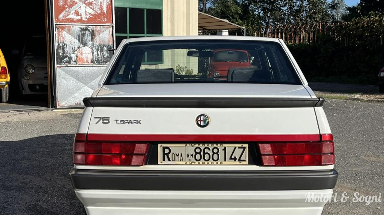 Alfa Romeo 75 2.0 Twin Spark - UNIPRO'