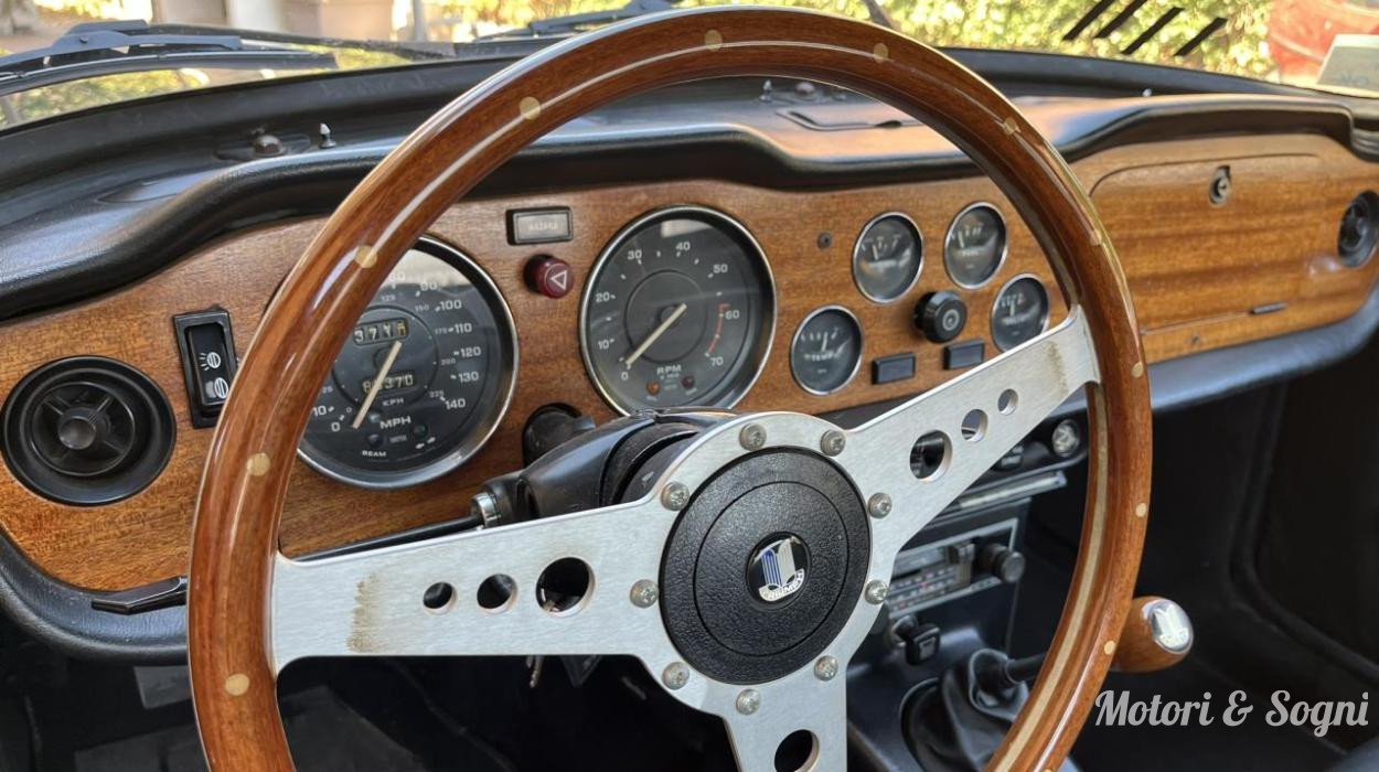 Triumph TR6