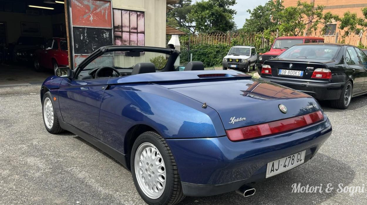 Alfa Romeo Spider (916) 2.0 TS - CINGHIA E POMPA ACQUA NUOVE
