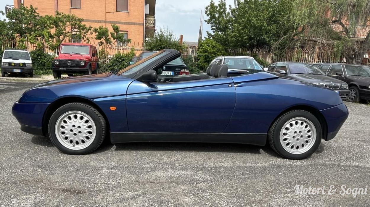 Alfa Romeo Spider (916) 2.0 TS - CINGHIA E POMPA ACQUA NUOVE