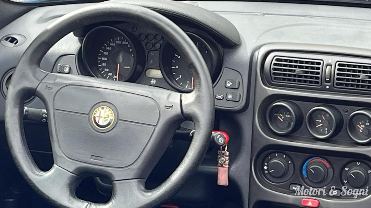 Alfa Romeo Spider (916) 2.0 TS - CINGHIA E POMPA ACQUA NUOVE