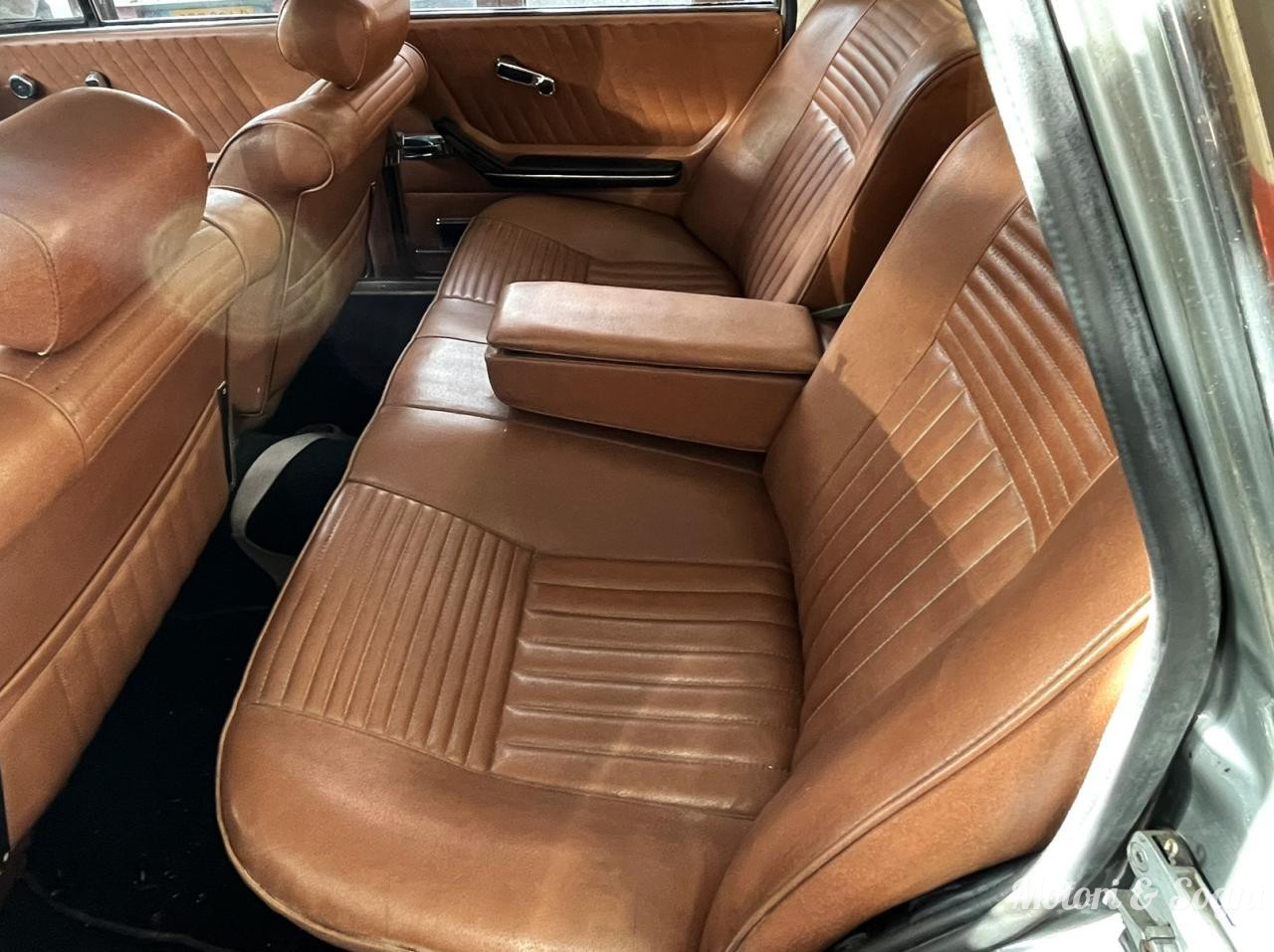 Alfa Romeo 2000 berlina - UNIPRO'